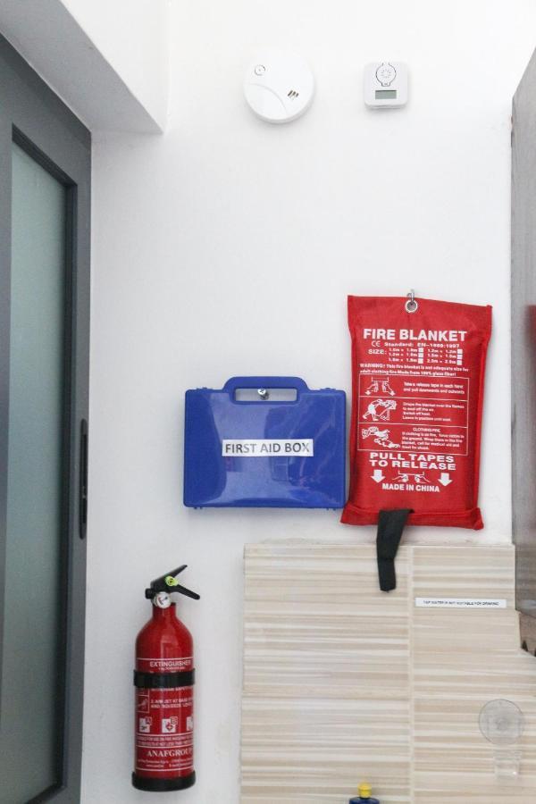Xl Central Home - Sleeps 10 People Pieta ภายนอก รูปภาพ