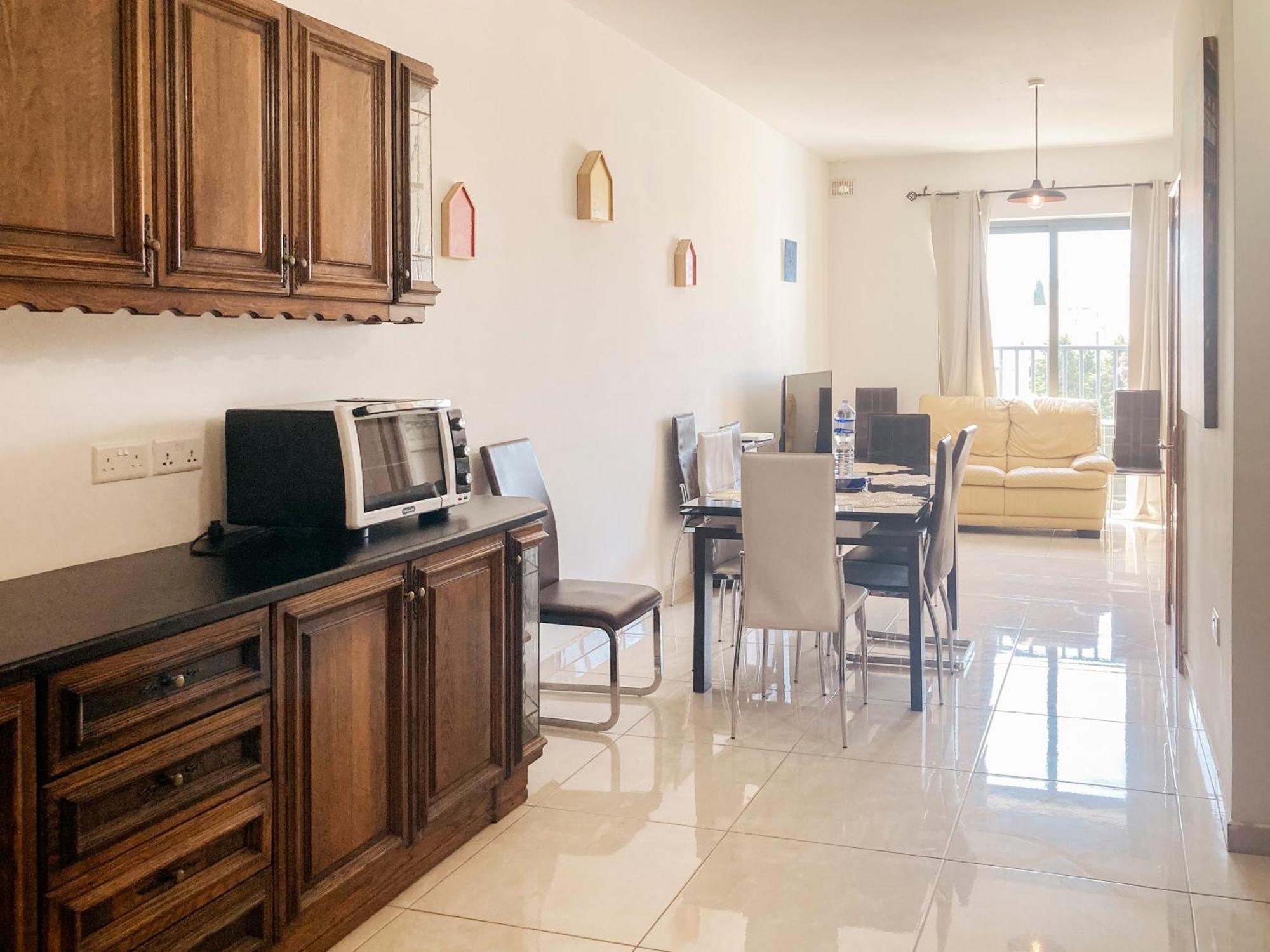 Xl Central Home - Sleeps 10 People Pieta ภายนอก รูปภาพ