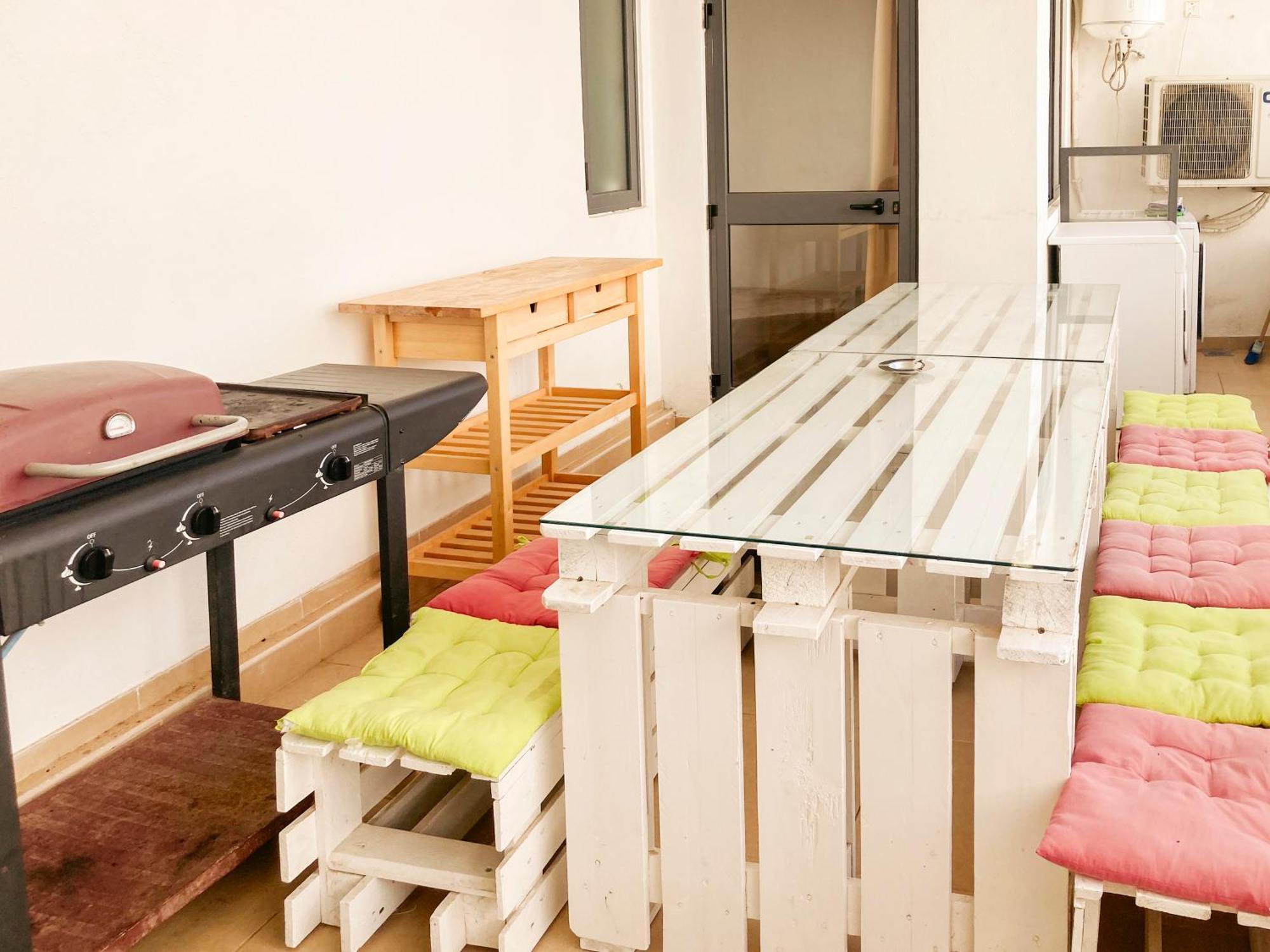 Xl Central Home - Sleeps 10 People Pieta ภายนอก รูปภาพ